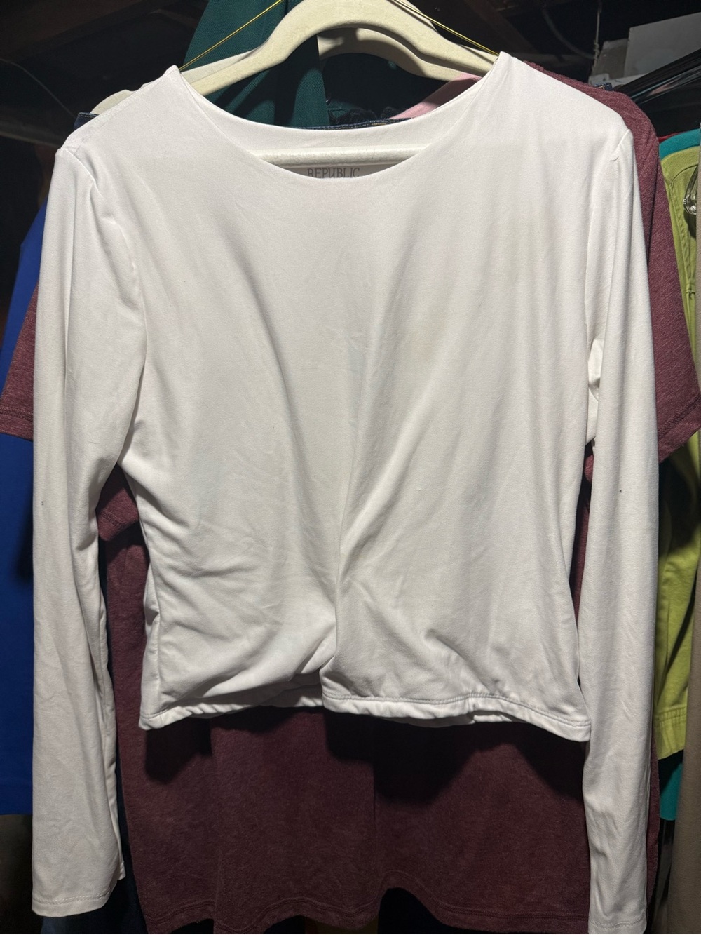 Pink Republic White Long Sleeve Crewneck Top